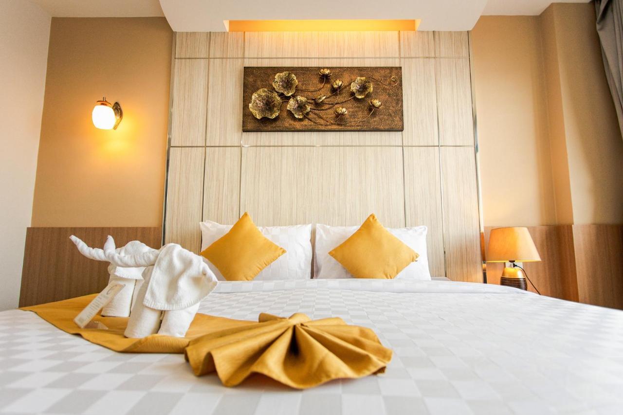 The Centris Hotel Phatthalung Exteriör bild
